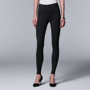 Vera Wang Solid Black Leggings